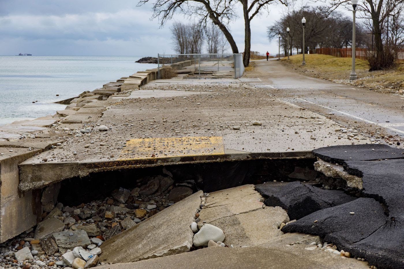 lake-erosion