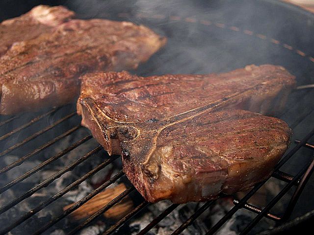 The Science of Grilling vs. Barbecue