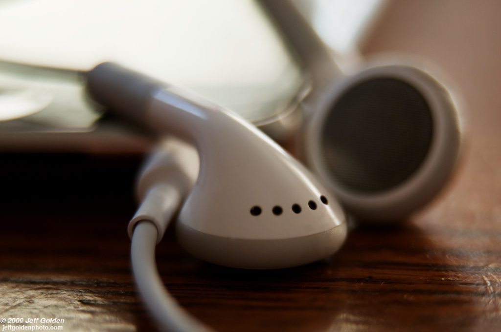 iPod earbuds performance enhancer